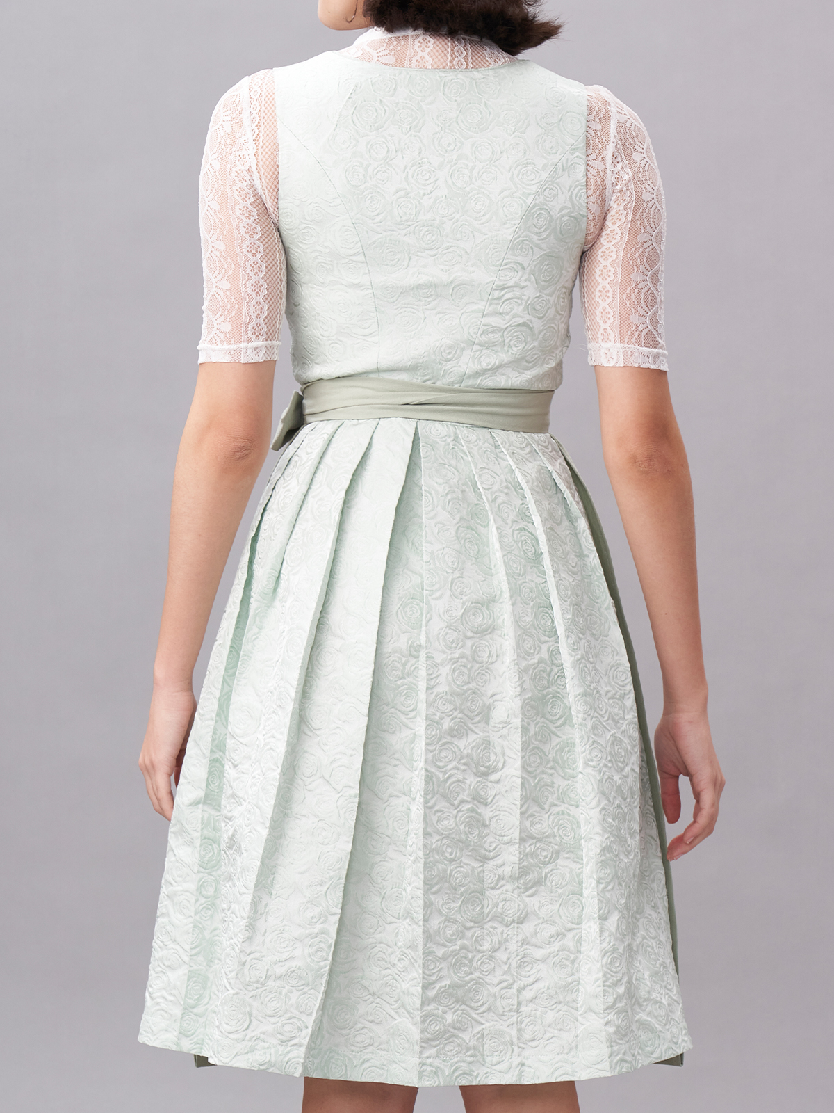 Dirndl beige braun mit modernem Schnitt
