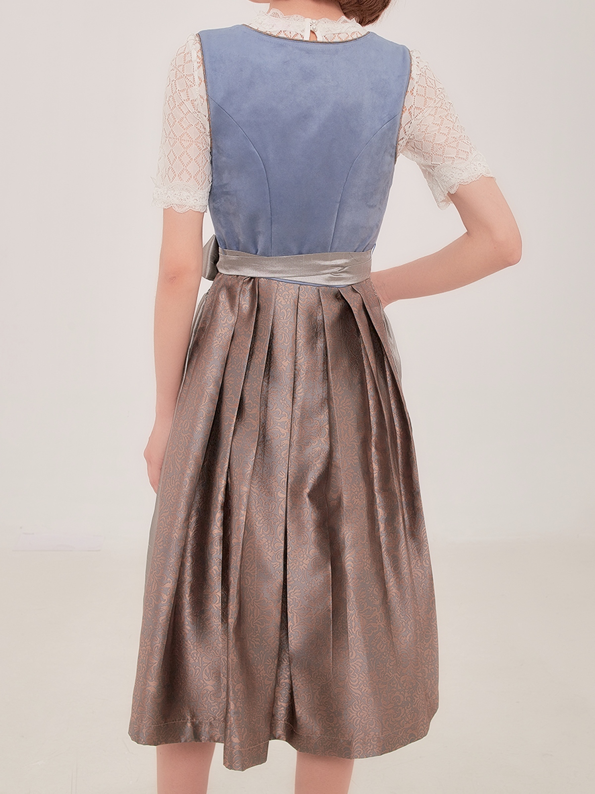 Dirndl in Grün