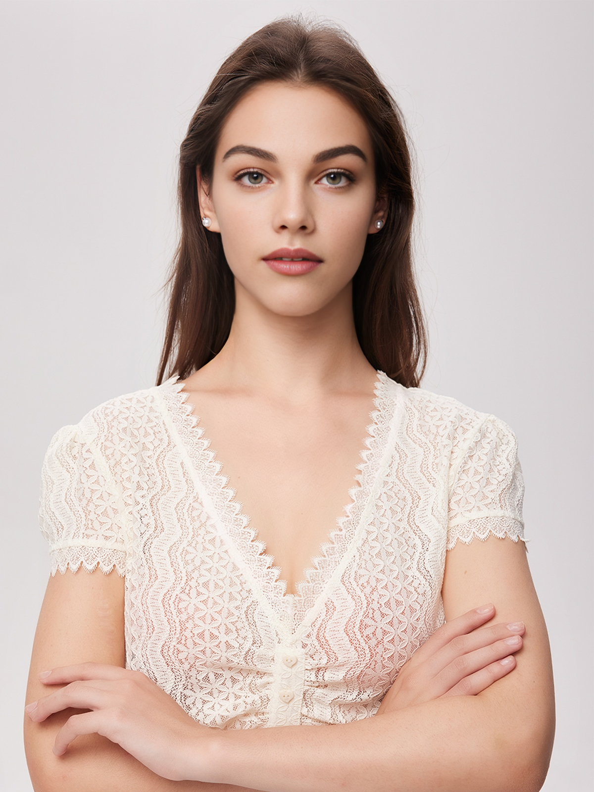 Moderne Dirndl Bluse in Weiß