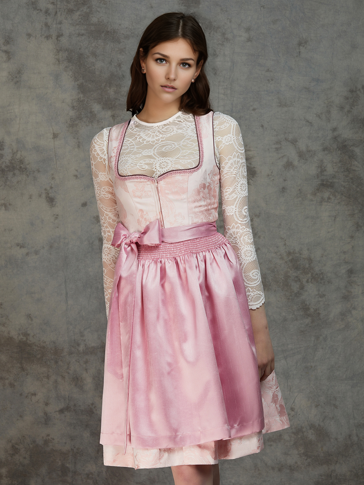 Modernes samtdirndl rot in eleganter Ausführung