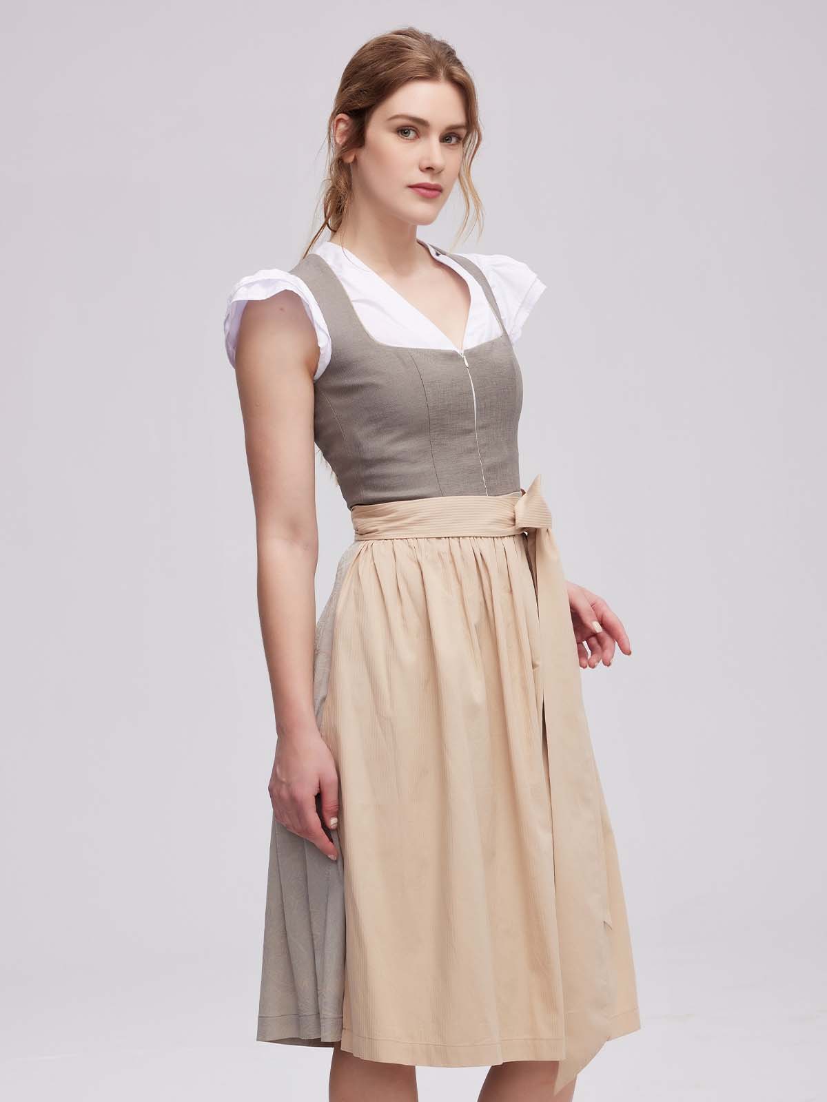 Modernes graues Dirndl mit Reißverschluss